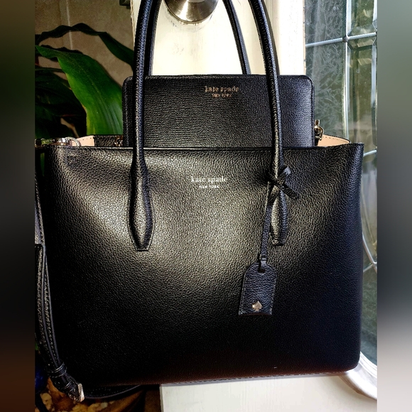 kate spade Handbags - EUC Kate Spade purse & full wallet.